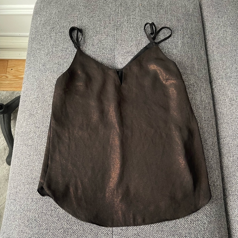 4/$20 🧡 Dynamite Brown camisole